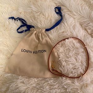 Authentic Louis Vuitton Pochette Accessoires Strap